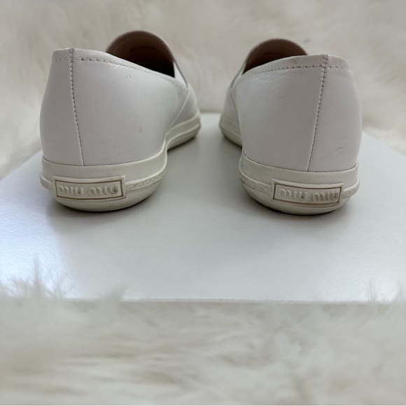 Miu Miu Leather Metal Pointed Toe Slip on Sneakers 8.5 White - Silver - Picture 5 of 6